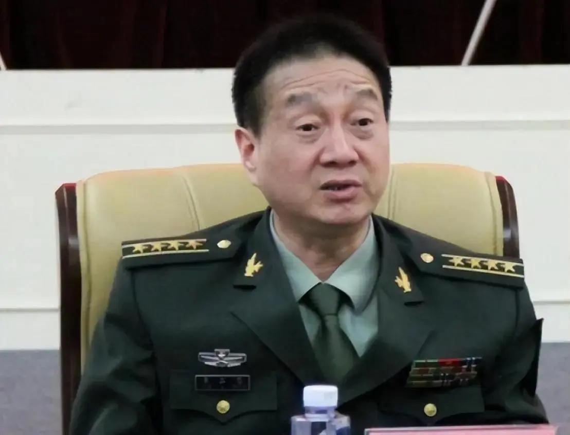 原北京军区司令员李新良逝世原北京军区司令员李新良逝世，缅怀传奇军事家的一生